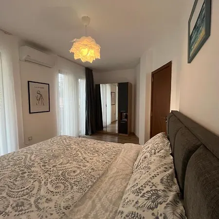 Azzurro Premium On Bulevard Bogoridi Apartment Burgas