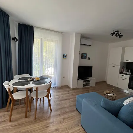 Daire Azzurro Premium On Bulevard Bogoridi Burgaz